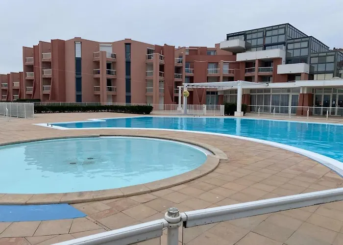 Cap Corniche Front De Parking Wifi דירה *